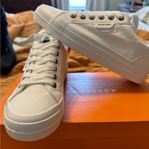 New- never worn- White Rocket Dog Cheery Sneakers Size 7
